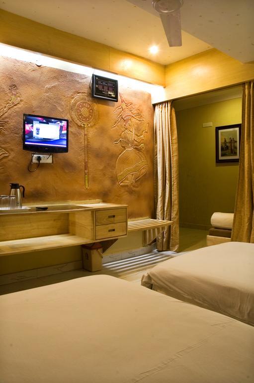 Parklane Hotel Májszúr Szoba fotó